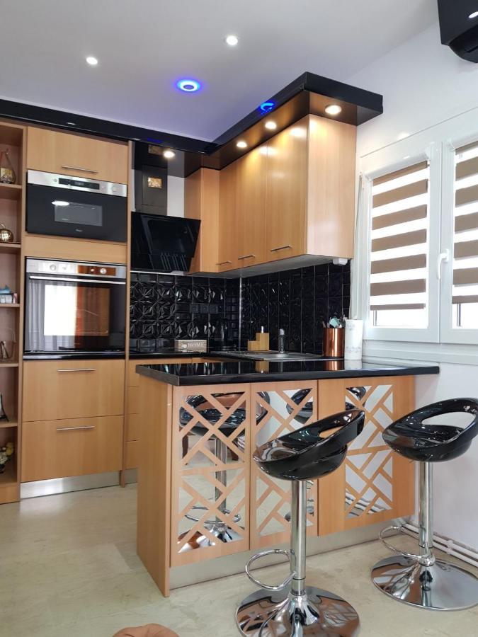 Appartement Perea 5 Star à Peraía Extérieur photo